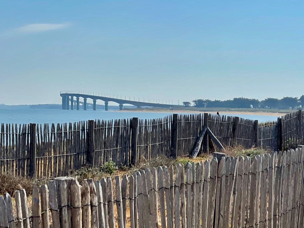 Pont de l'Ile de Ré au coucher du soleil, Charente-Maritime